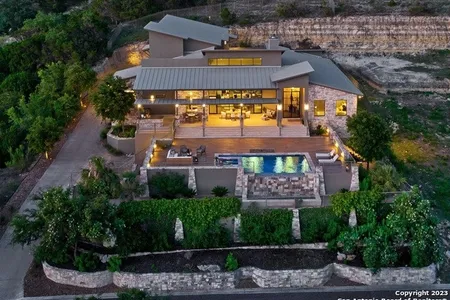 House for Sale at 32 Arnold Palmer, San Antonio,  TX 78257-1723