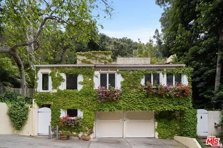 Unit for sale at 9850 Easton Drive, Beverly Hills, CA 90210