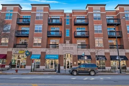Unit for sale at 1910 South State Street, Chicago, IL 60616