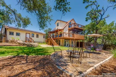 House for Sale at 3278 Rustler, Canyon Lake,  TX 78133-4423
