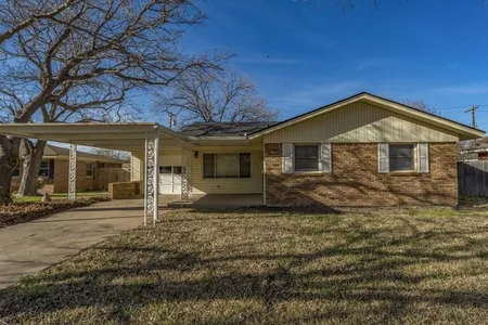 Unit for sale at 3182 South 22nd Street, Abilene, TX 79605