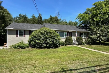Unit for sale at 923 Goffstown Road, Manchester, NH 03102