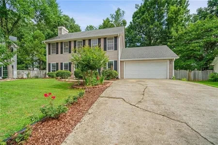 House for Sale at 125 Concord Trace, Johns Creek,  GA 30005