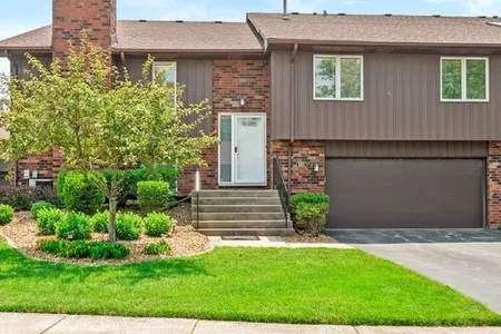 Unit for sale at 8923 Clearview Drive, Orland Park, IL 60462