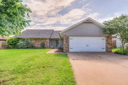 Unit for sale at 14104 Chickasaw Drive, Edmond, OK 73013