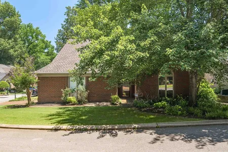 Unit for sale at 5307 Bears Paw Circle, Memphis, TN 38120