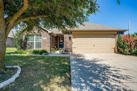 Unit for sale at 6501 Bluebird Drive, Burleson, TX 76001