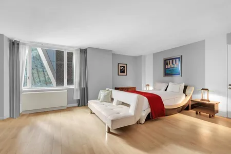 Unit for sale at 322 W 57TH Street, Manhattan, NY 10019