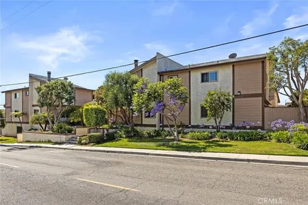 Townhouse for Sale at 2520 Graham Avenue #12, Redondo Beach,  CA 90278