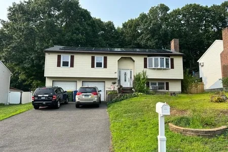 Unit for sale at 48 Hidden Pond Drive, Waterbury, Connecticut 06704