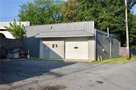 Unit for sale at 728 Spruce Street, Easton, PA 18042