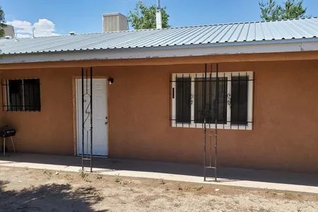 Unit for sale at 425 Grove Street Southeast, Albuquerque, NM 87108