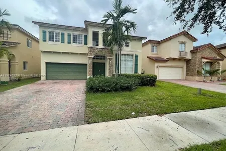 House for Sale at 22524 Sw 94th Ct, Cutler Bay,  FL 33190