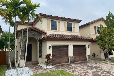 House for Sale at 584 Se 33rd Ter, Homestead,  FL 33033