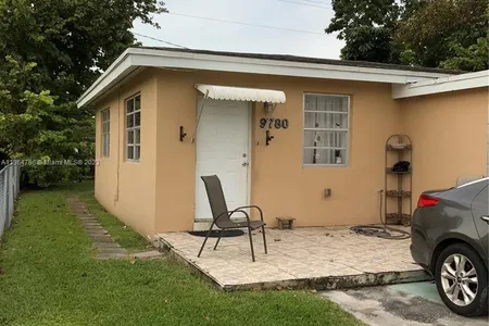 House for Sale at 9780 Jamaica Dr, Cutler Bay,  FL 33189