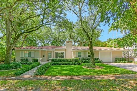 House for Sale at 930 Andalusia Ave, Coral Gables,  FL 33134