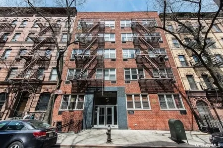 Unit for sale at 321 East 89th Street, New York, NY 10128