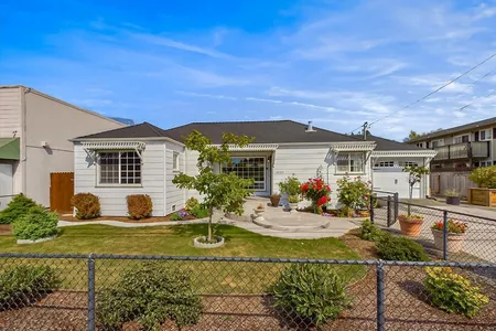 House for Sale at 4029 Walnut Drive, Eureka,  CA 95503