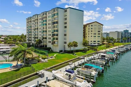 Unit for sale at 660 Island Way, CLEARWATER, FL 33767