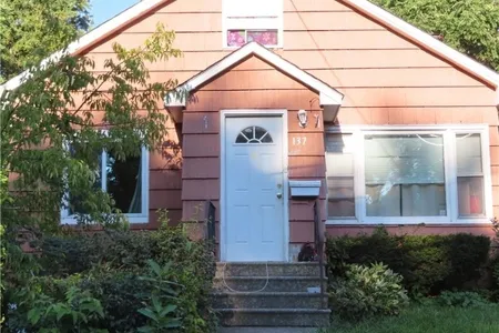 House for Sale at 137 Sunhill Terrace, Syracuse,  NY 13207