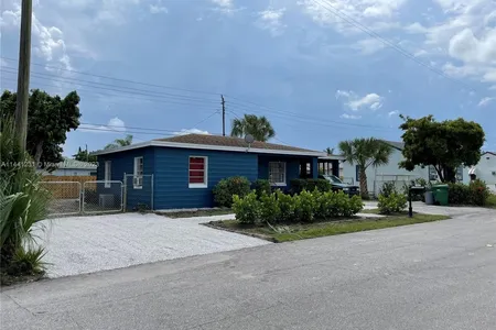 Unit for sale at 111 East 28th Street, Riviera Beach, FL 33404