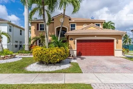 House for Sale at 1602 Se 16th Ave, Homestead,  FL 33035