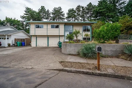 Unit for sale at 211 Northeast 164th Avenue, Portland, OR 97230