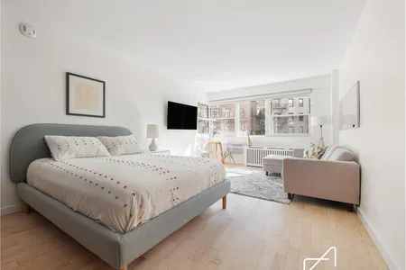 Unit for sale at 3 Sheridan Square, Manhattan, NY 10014
