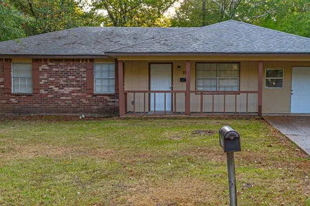 Unit for sale at 2919 Lakewood Drive, Jackson, MS 39212