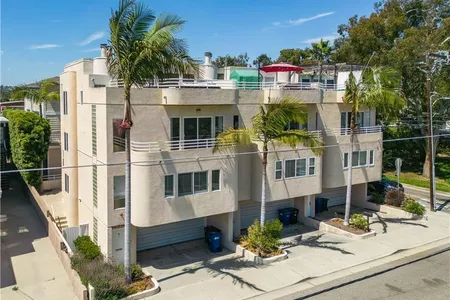 Multifamily for Sale at 575 11th Street, Hermosa Beach,  CA 90254