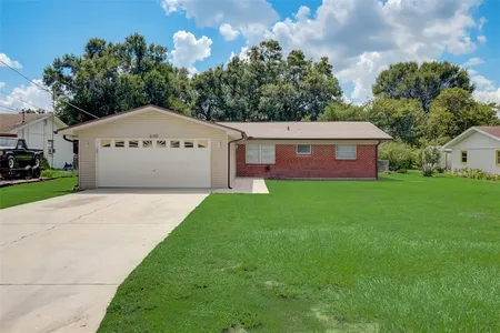 Unit for sale at 2109 Northwest Greenway Drive, WINTER HAVEN, FL 33881