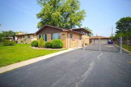 Unit for sale at 10933 South Normandy Avenue, Worth, IL 60482