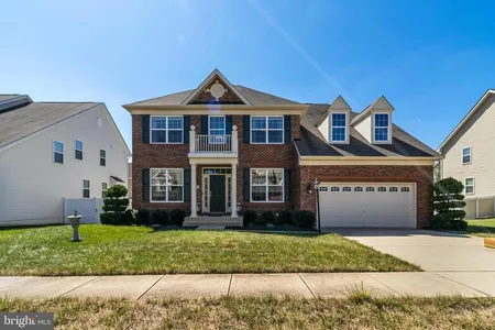 House for Sale at 10413 Silvervine Ct, Waldorf,  MD 20603