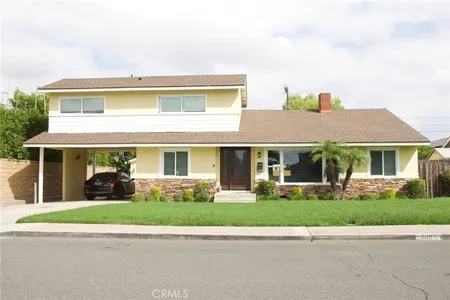 House for Sale at 909 W Wilhelmina Street, Anaheim,  CA 92805