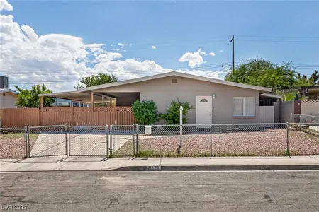 House for Sale at 5221 Apple Valley Lane, Las Vegas,  NV 89108