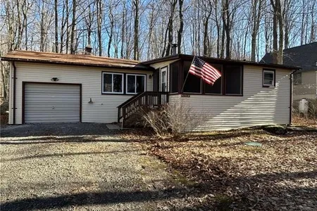 Unit for sale at 433 Orono Drive, Coolbaugh Twp, PA 18347