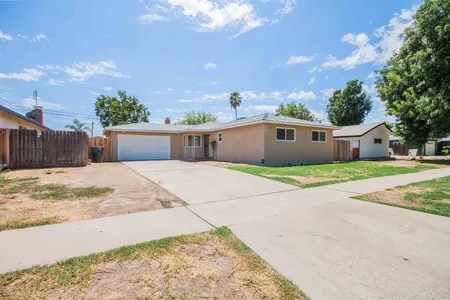 House for Sale at 3006 E Norwich Avenue, Fresno,  CA 93726-2323