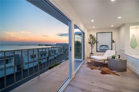 Townhouse for Sale at 26036 View Point Drive E #93, Dana Point,  CA 92624