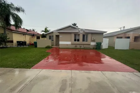 House for Sale at 11424 Sw 185th Ter, Miami,  FL 33157