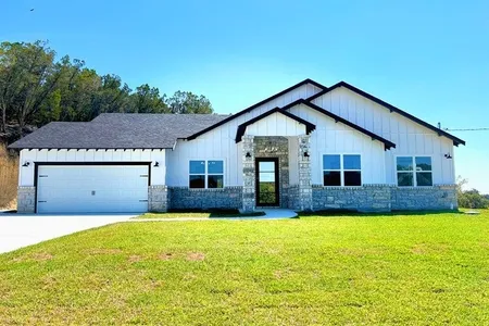 House for Sale at 279 Prairie Tea Ln, Canyon Lake,  TX 78133