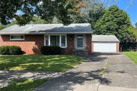 House for Sale at 16 Deuro Drive, Niagara Falls,  NY 14304