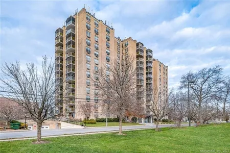 Condo for Sale at 1 Strawberry Hill Court #9A, Stamford,  CT 06902