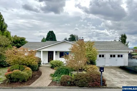 Unit for sale at 1209 E Street, Independence, OR 97351