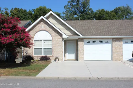 Unit for sale at 737 Graham Way, Knoxville, TN 37912