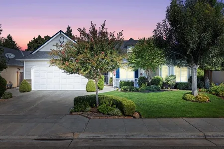 House for Sale at 6924 E Andrews Avenue, Fresno,  CA 93727-9109