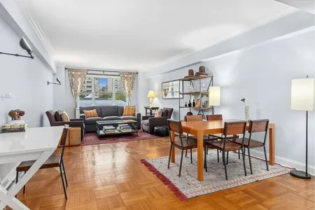 Unit for sale at 220 Madison Avenue, Manhattan, NY 10016