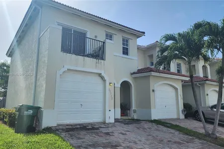 Townhouse for Sale at 20772 Sw 80th Ct #20772, Cutler Bay,  FL 33189