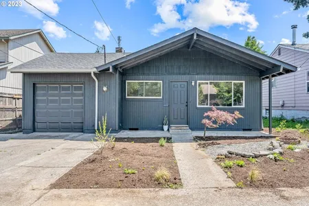 Unit for sale at 9424 N FAIRHAVEN AVE, Portland, OR 97203