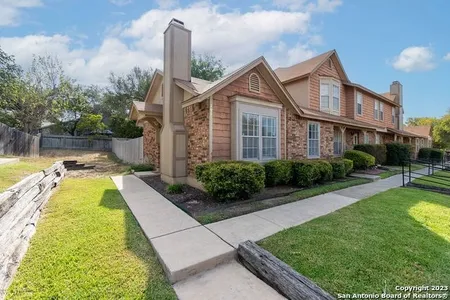 Townhouse for Sale at 10254 Dover Rdg #701, San Antonio,  TX 78250-2913