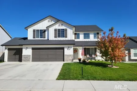 House for Sale at 2200 N Cardigan Ave, Star,  ID 83669